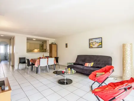 Le Magellan, appartement 3 pièces à 100 m de la mer : photo 3