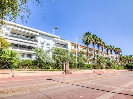 Le Magellan, appartement 3 pièces à 100 m de la mer : photo 13