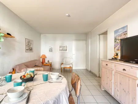 Le Cesarée – Appartement 2p à 200m de la mer : photo 8