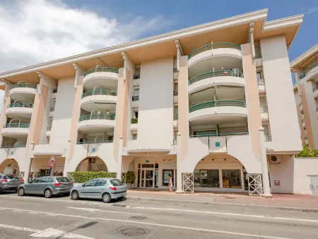 Le Cesarée – Appartement 2p à 200m de la mer : photo 17