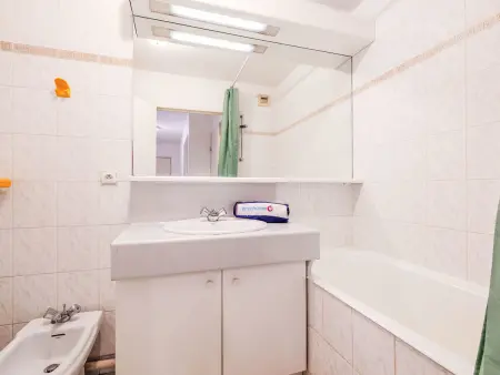 Le Cesarée – Appartement 2p à 200m de la mer : photo 21