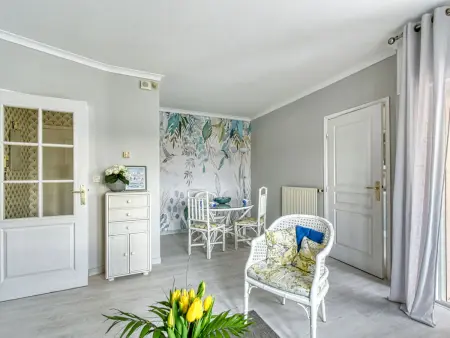 Apt 2 pièces à 30m de la mer, Fréjus : photo 10