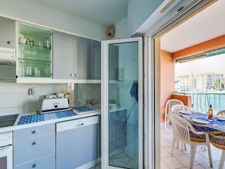 Apt 2 pièces à 30m de la mer, Fréjus : photo 13