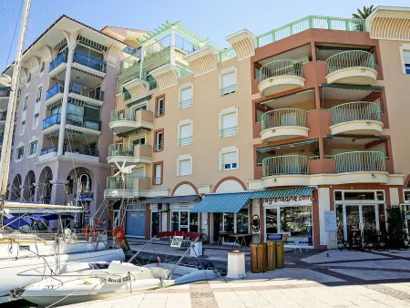 Apt 2 pièces à 30m de la mer, Fréjus : photo 18