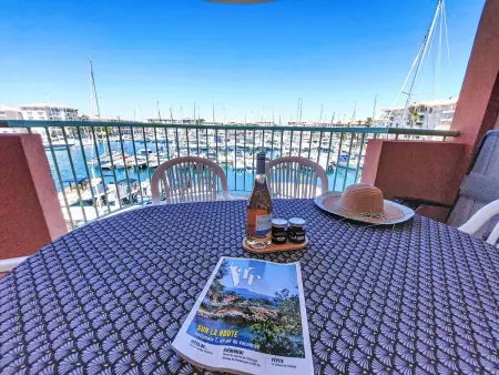 Apt 2 pièces à 30m de la mer, Fréjus : photo 22