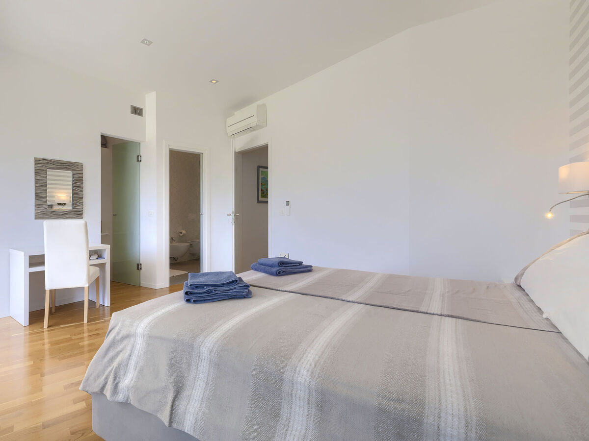 Sv. Ivan 1 : maison 6 pers. vue mer, piscine chauffée - Photo 25