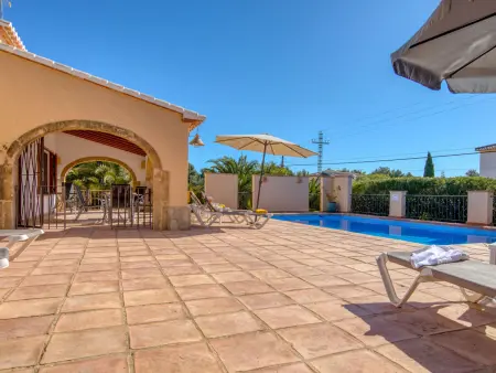 Maison Pomeraj à Javea – piscine, jardin 900 m² - Photo 32