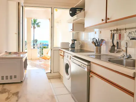 Apt 3 pièces Cap Hermes, 50 m de la plage à Fréjus : photo 22