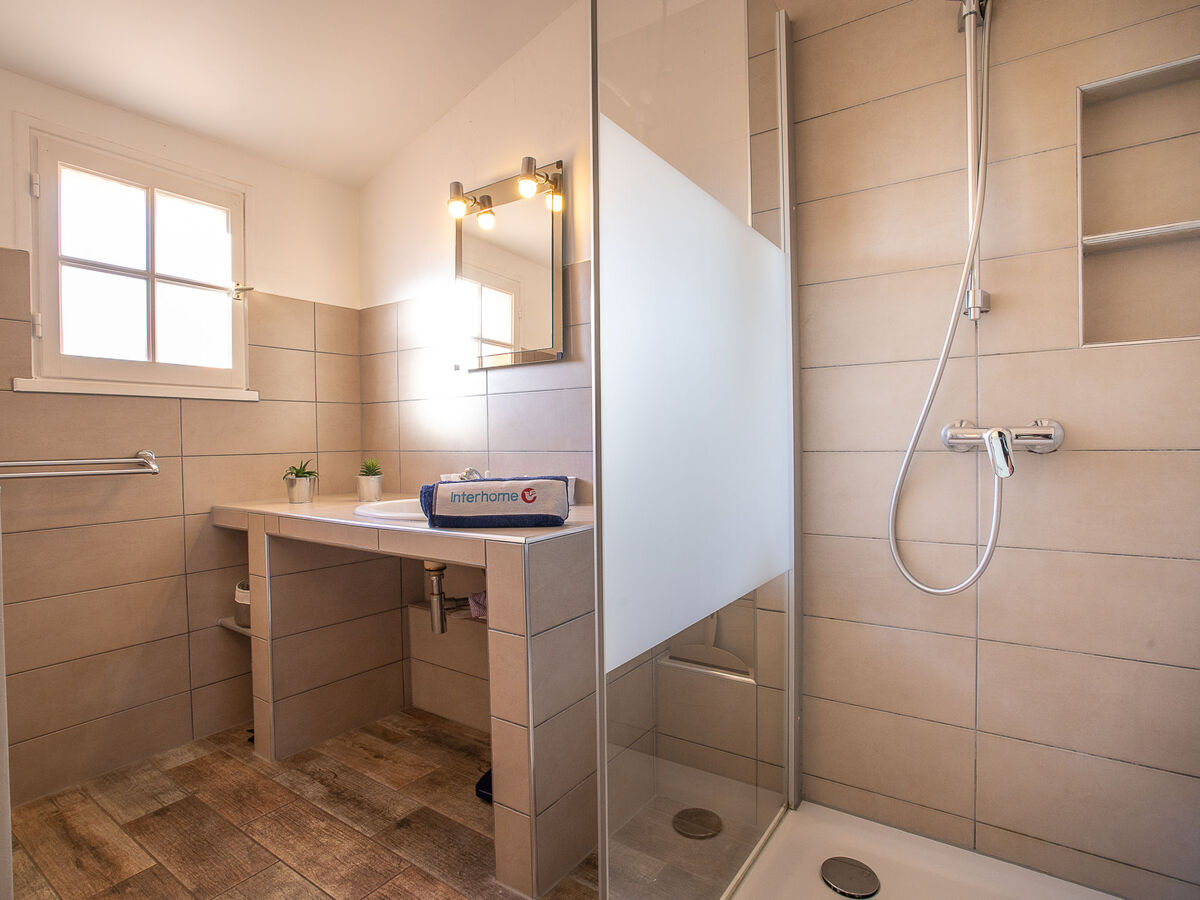 Maison Les Troenes – jardin 500 m² à 2,5 km de la mer - Photo 3