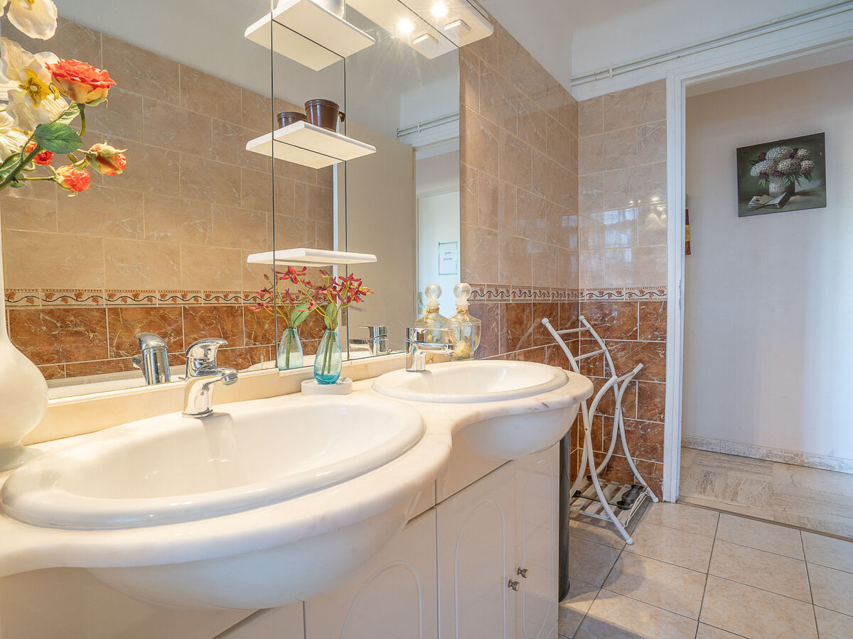 Appartement 2 chambres à 750 m de la plage, Fréjus - Photo 16