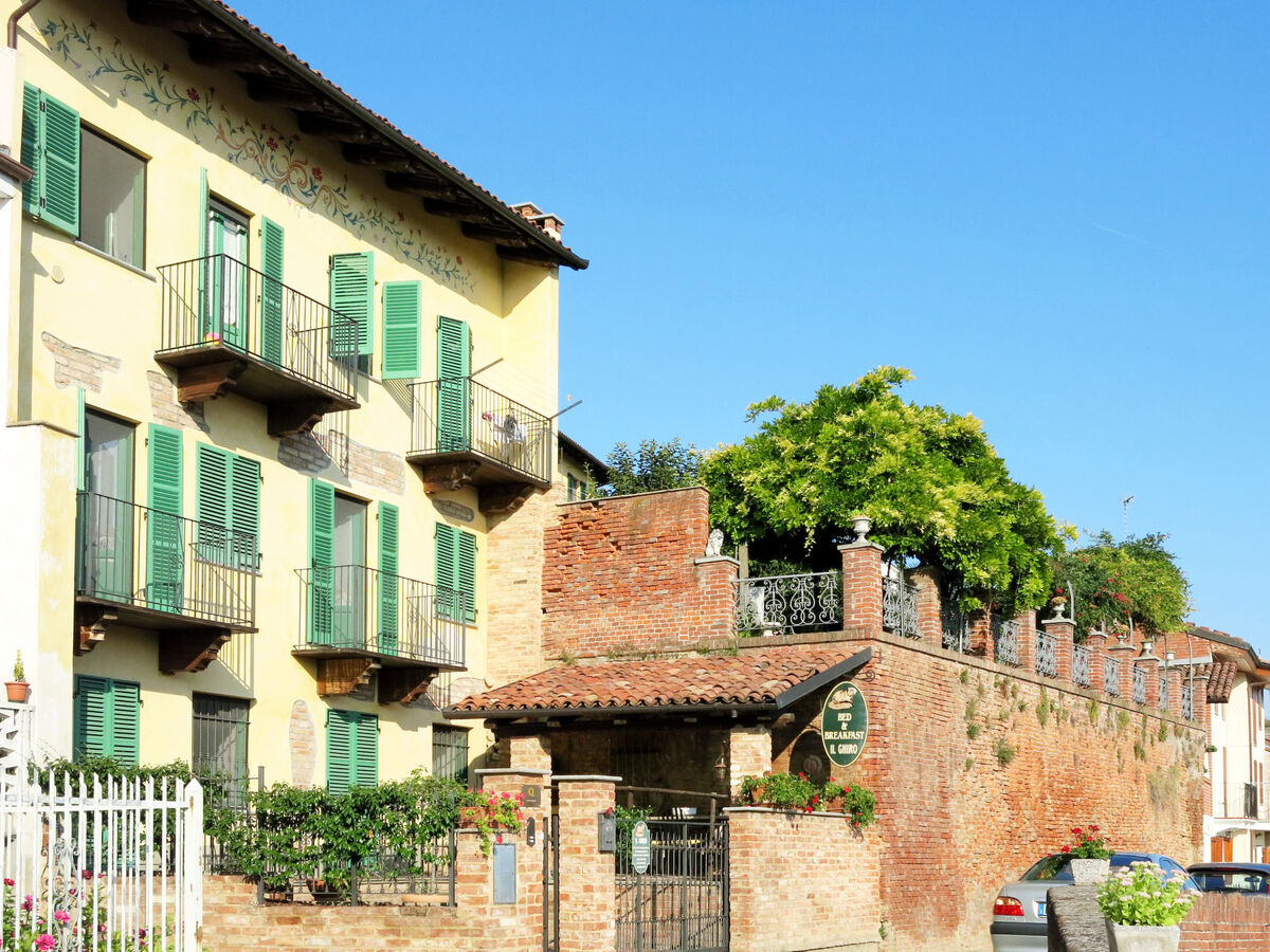 Il Ghiro – Appartement mansardé rénové à Asti - Photo 3