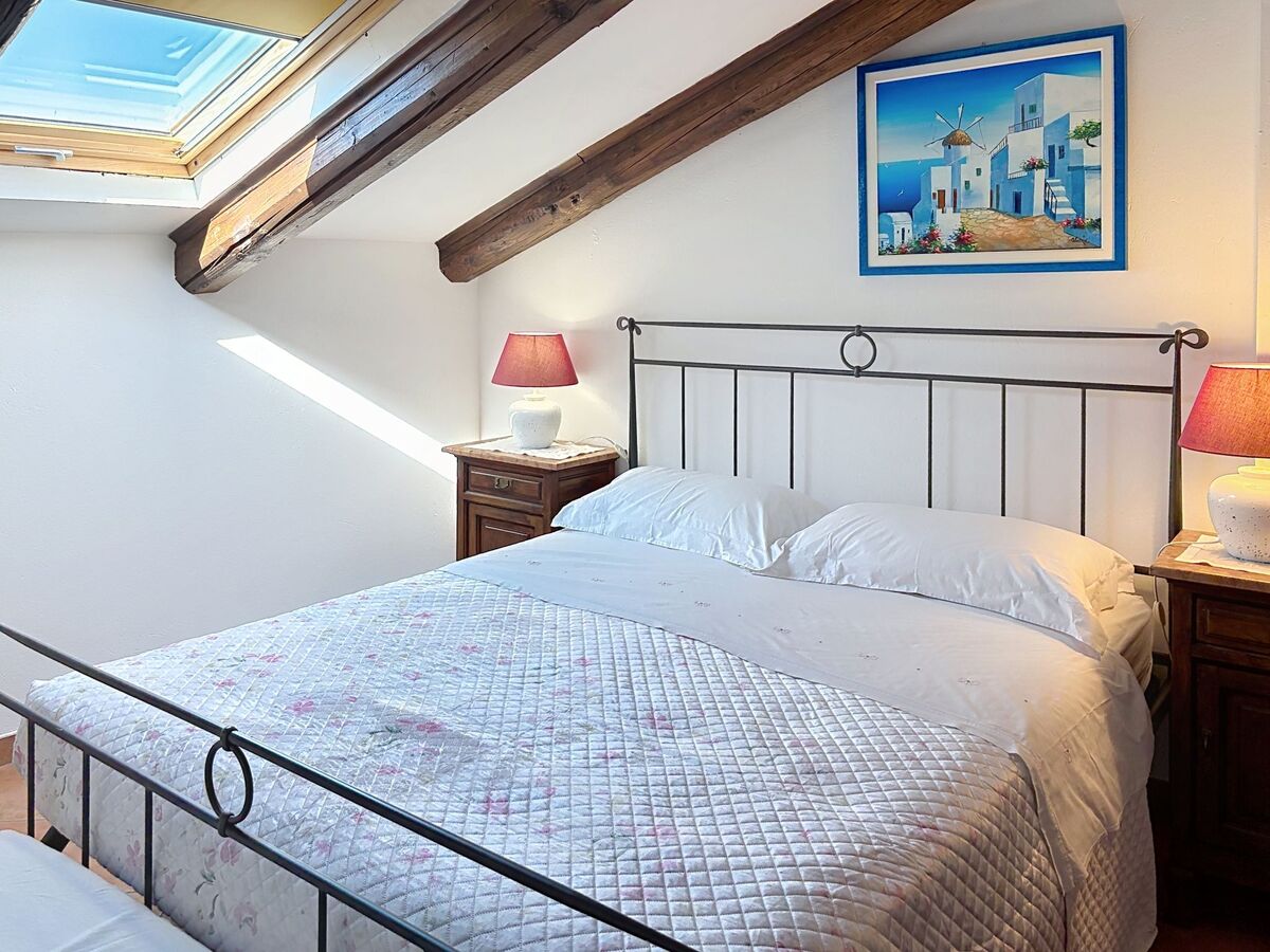 Il Ghiro – Appartement mansardé rénové à Asti - Photo 5