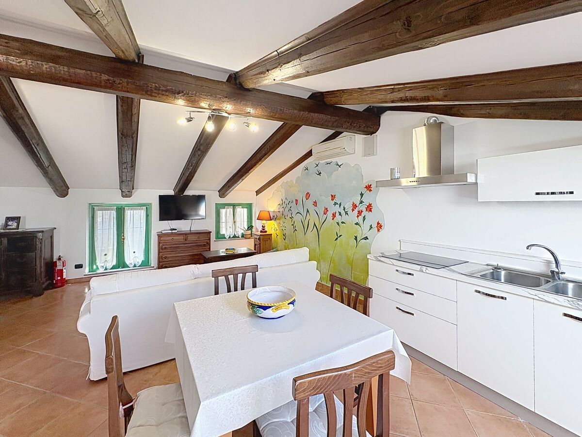 Il Ghiro – Appartement mansardé rénové à Asti - Photo 6