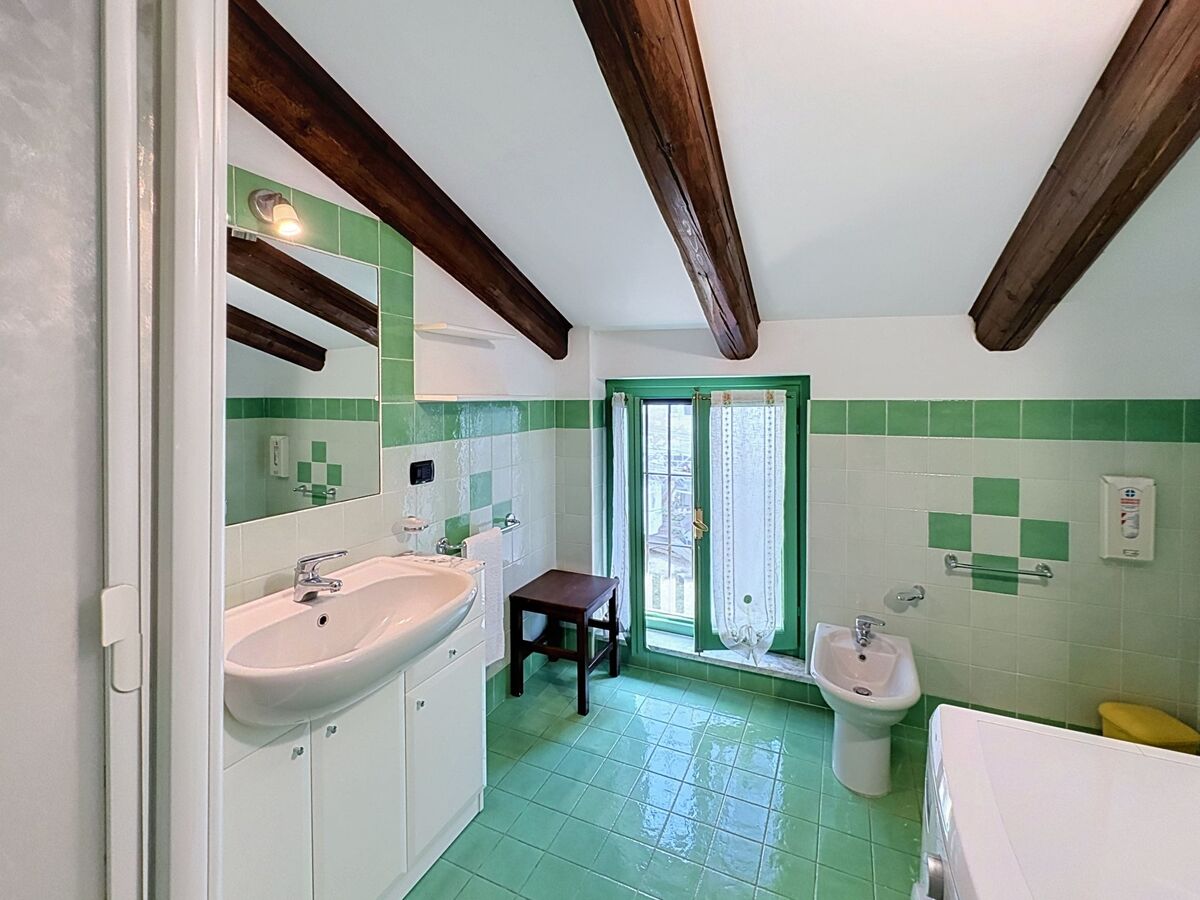 Il Ghiro – Appartement mansardé rénové à Asti - Photo 11