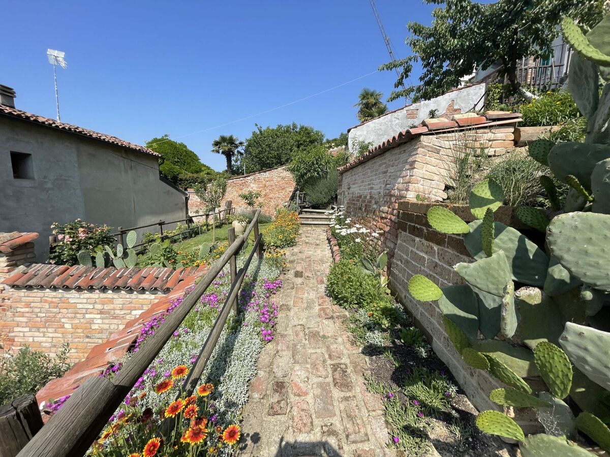 Il Ghiro – Appartement mansardé rénové à Asti - Photo 16
