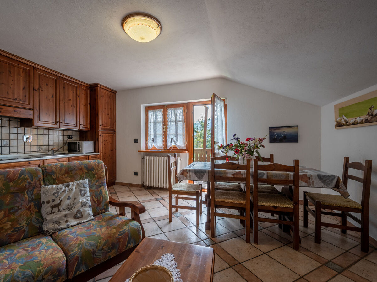 Chalet Marmotte – 80 m² avec cheminée à Sarre, vue montagnes - Photo 7