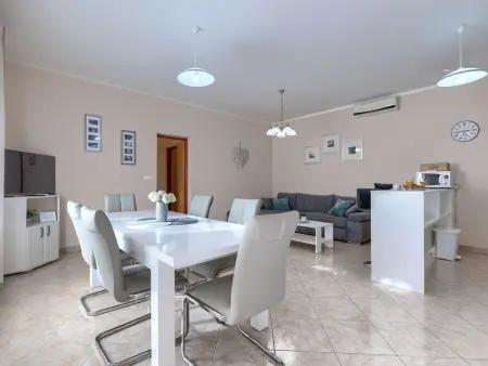 Maison Liberat avec piscine privée à Rovinj : photo 8