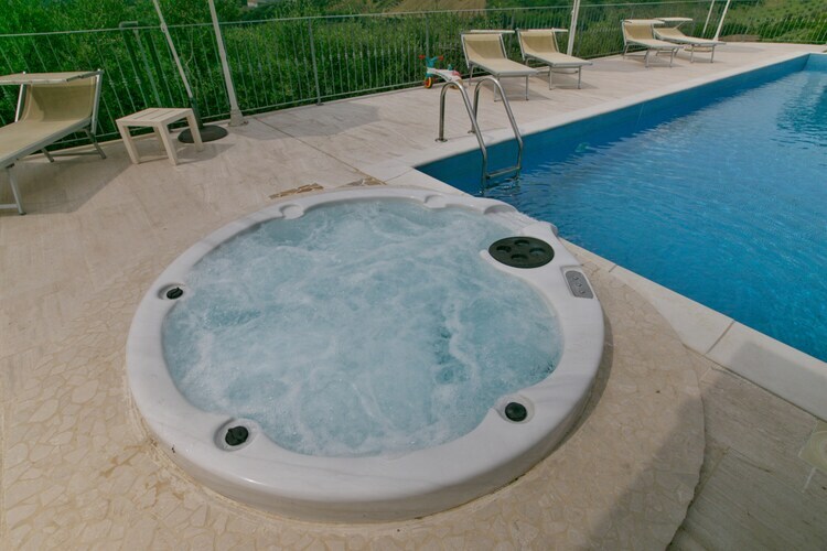 Villa Ninfea e Oleandro, 12 pers., piscine chauffée - Photo 34