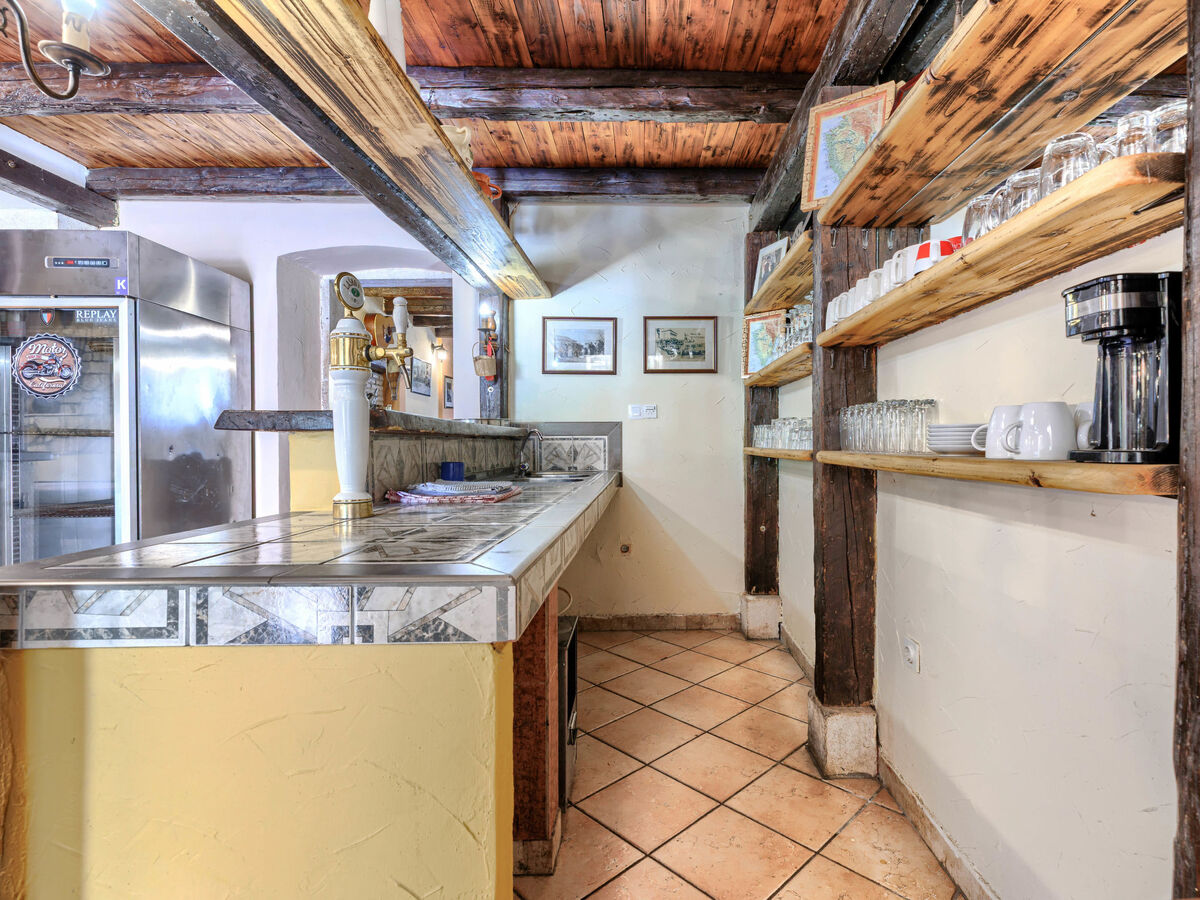 Cittanobile, maison 6 chambres avec piscine privée - Photo 9