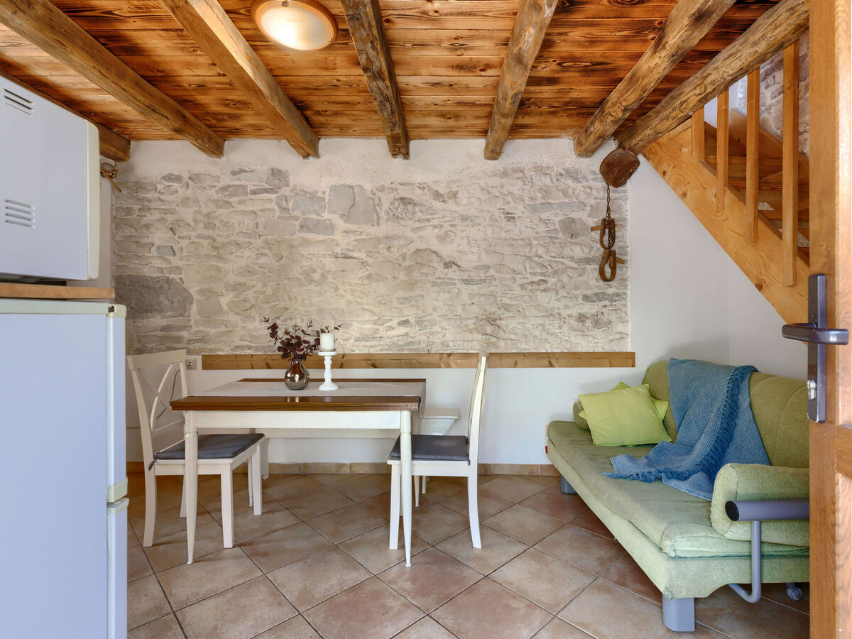 Pinia I – Maison 33 m² avec terrasse à Kaštelir - Photo 11