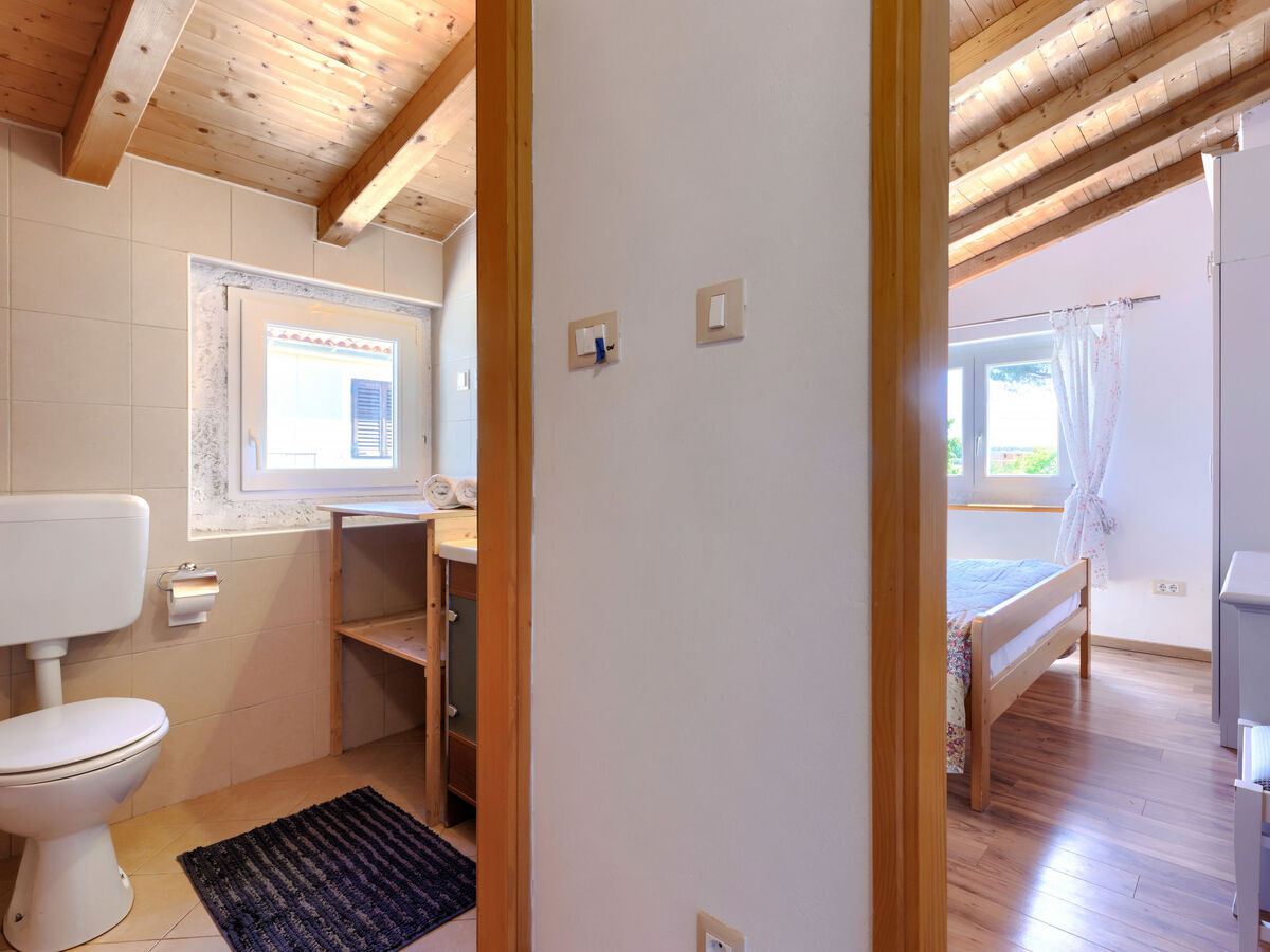 Pinia I – Maison 33 m² avec terrasse à Kaštelir - Photo 18