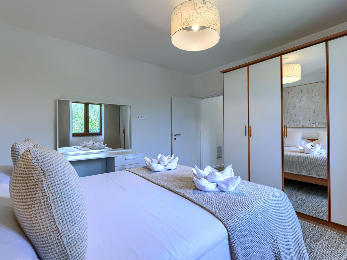 Maison Sara avec piscine privée à Poreč - Photo 25