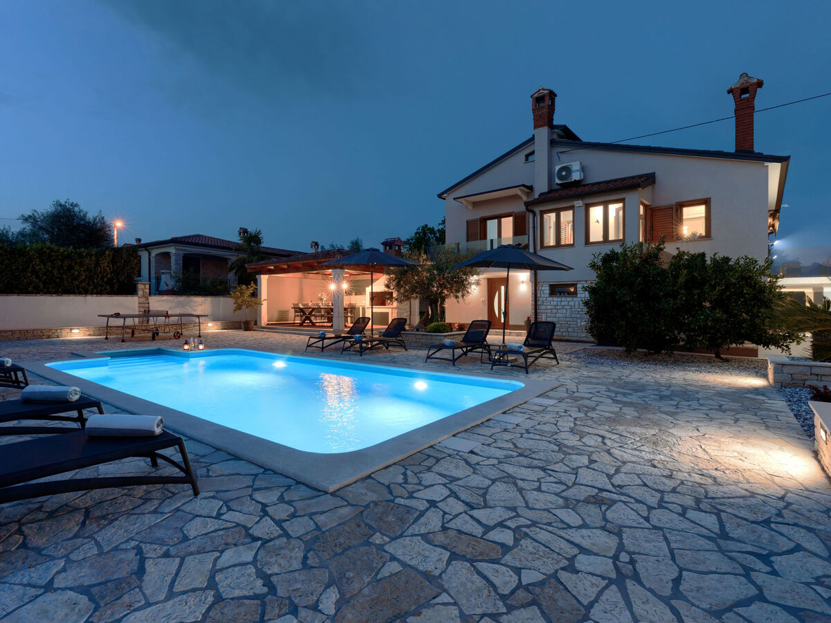 Maison Sara avec piscine privée à Poreč - Photo 45