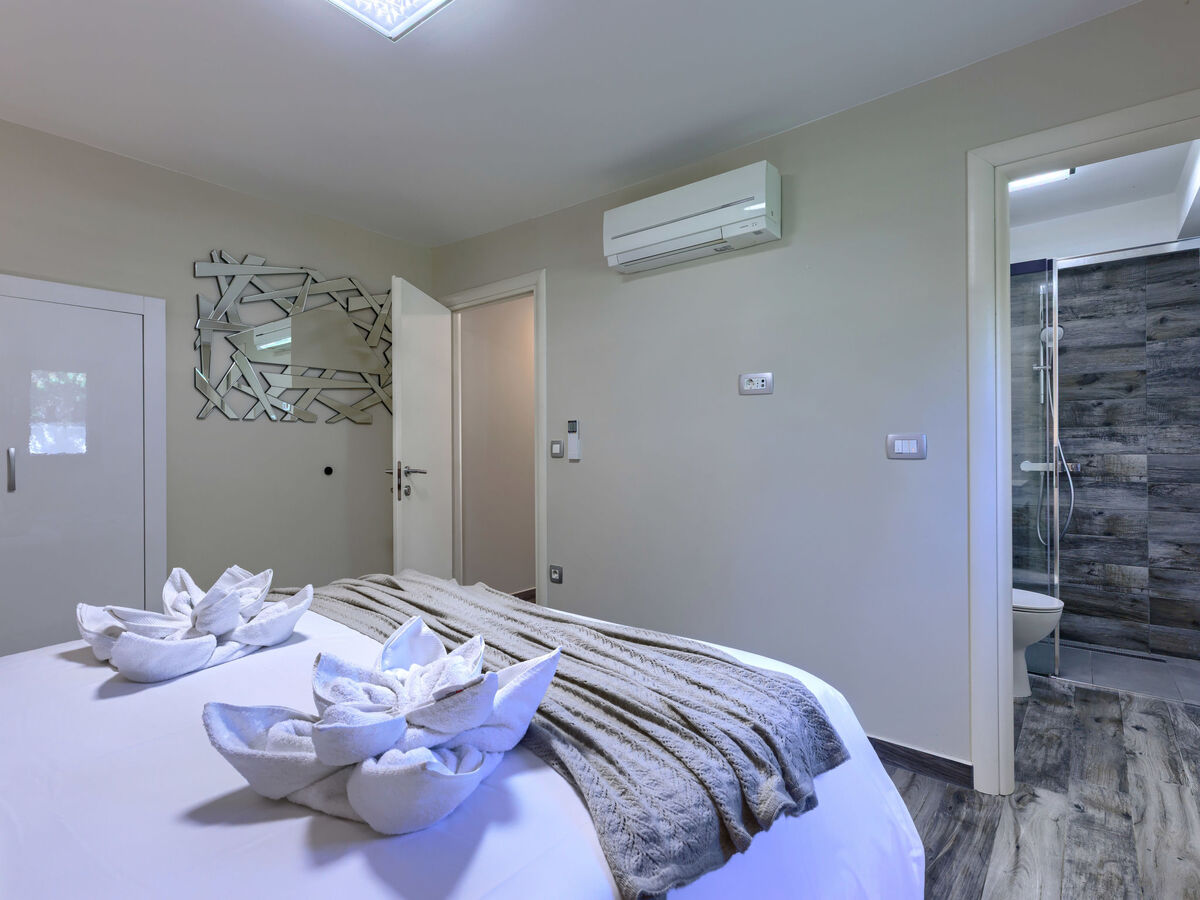 Maison Sara avec piscine privée à Poreč - Photo 54