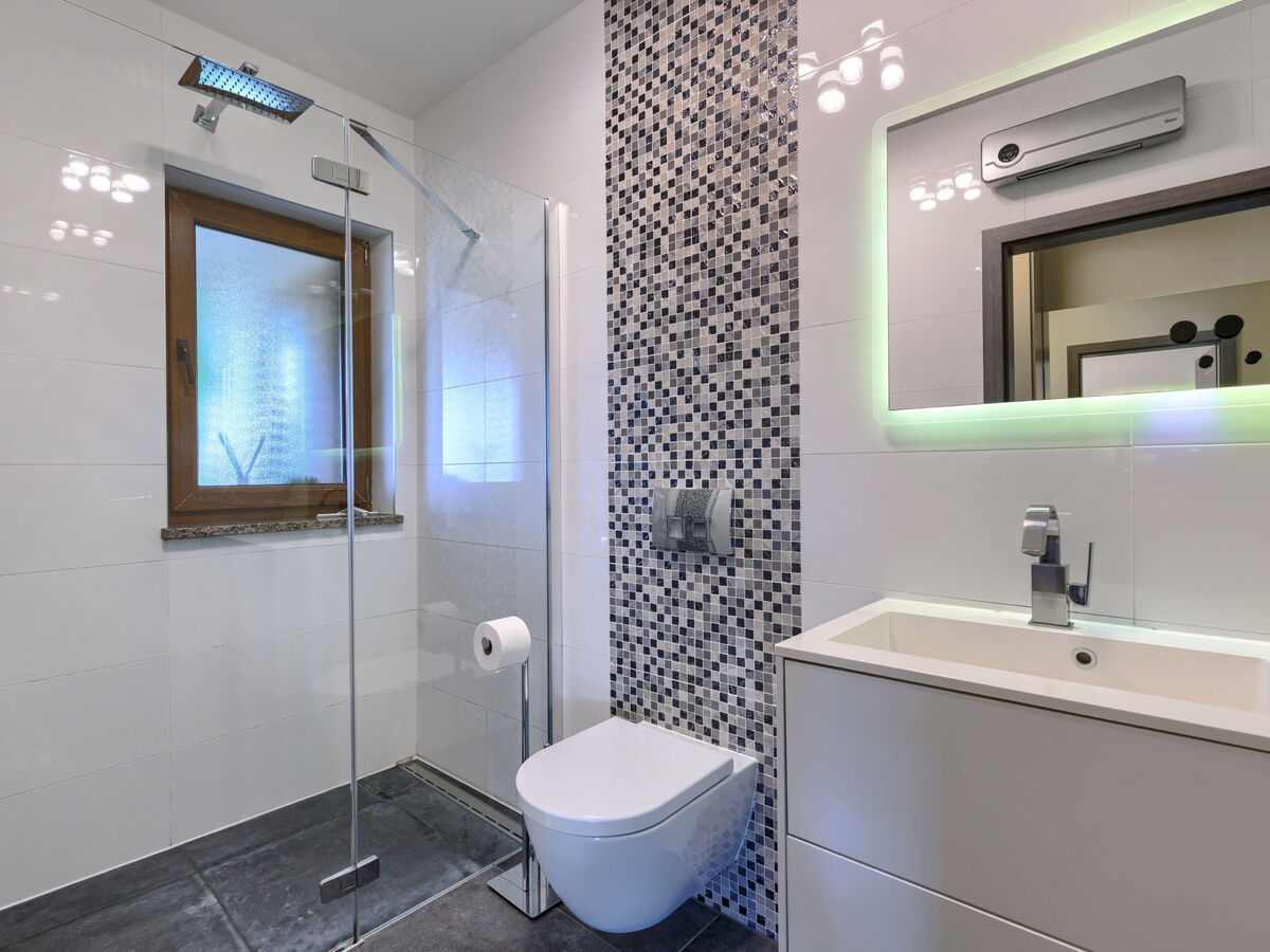 Maison Sara avec piscine privée à Poreč - Photo 57