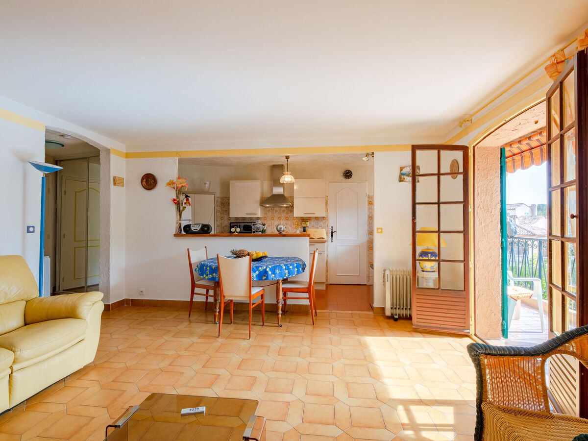 Les Pins - Appartement 2 pièces à Saint-Raphaël - Photo 9