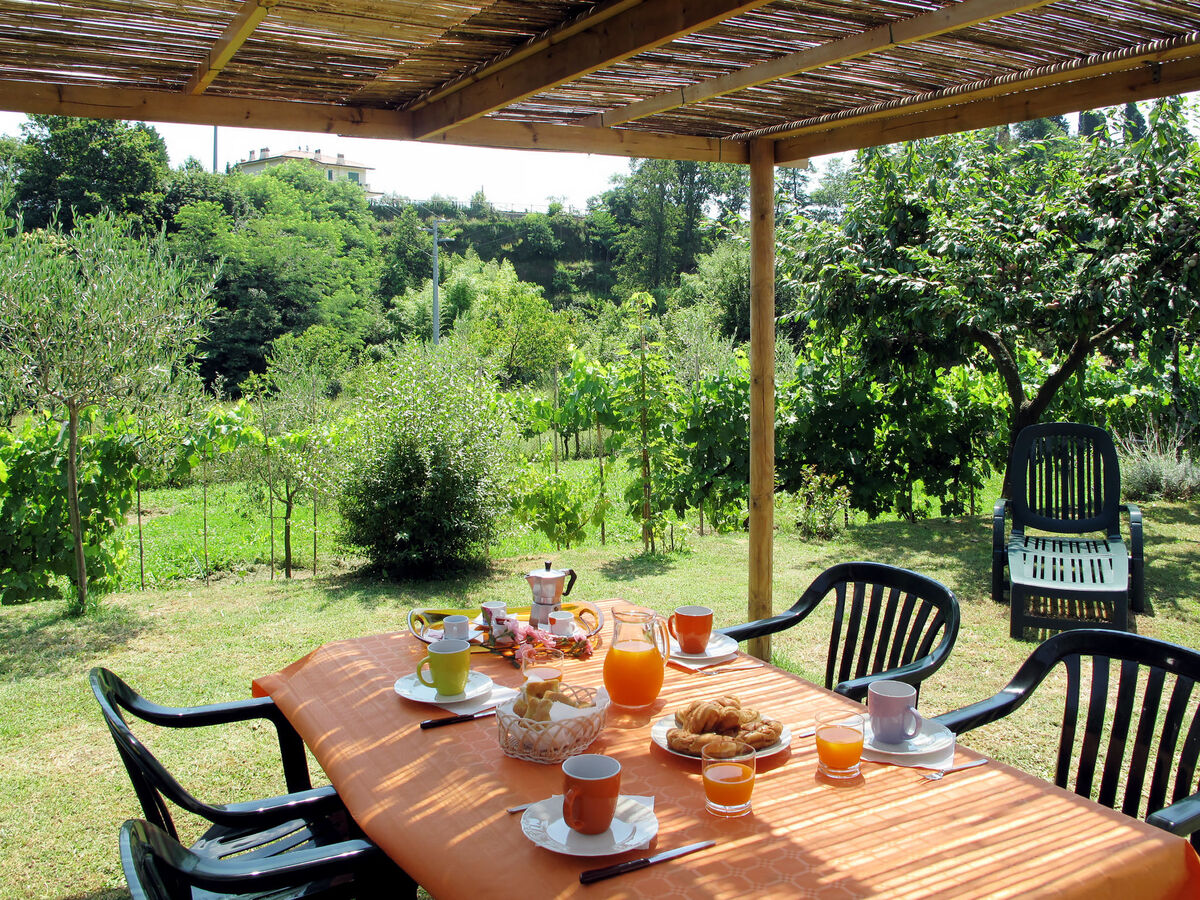 Maison Emilia à Camaiore : 4 pers, jardin 500 m² - Photo 2