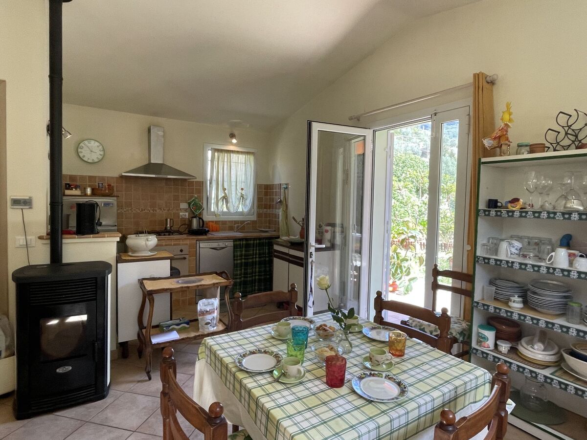 Casa dei Nonni, maison 4 pers. avec jardin à Imperia - Photo 5