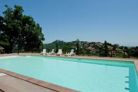 Gîte Maria à Montefiascone, vue lac de Bolsena : photo 12
