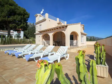 Villa Enrique – piscine privée et parking 4 voitures à Calpe : photo 2