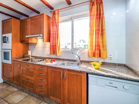 Villa Enrique – piscine privée et parking 4 voitures à Calpe : photo 12