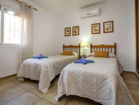 Villa Enrique – piscine privée et parking 4 voitures à Calpe : photo 13