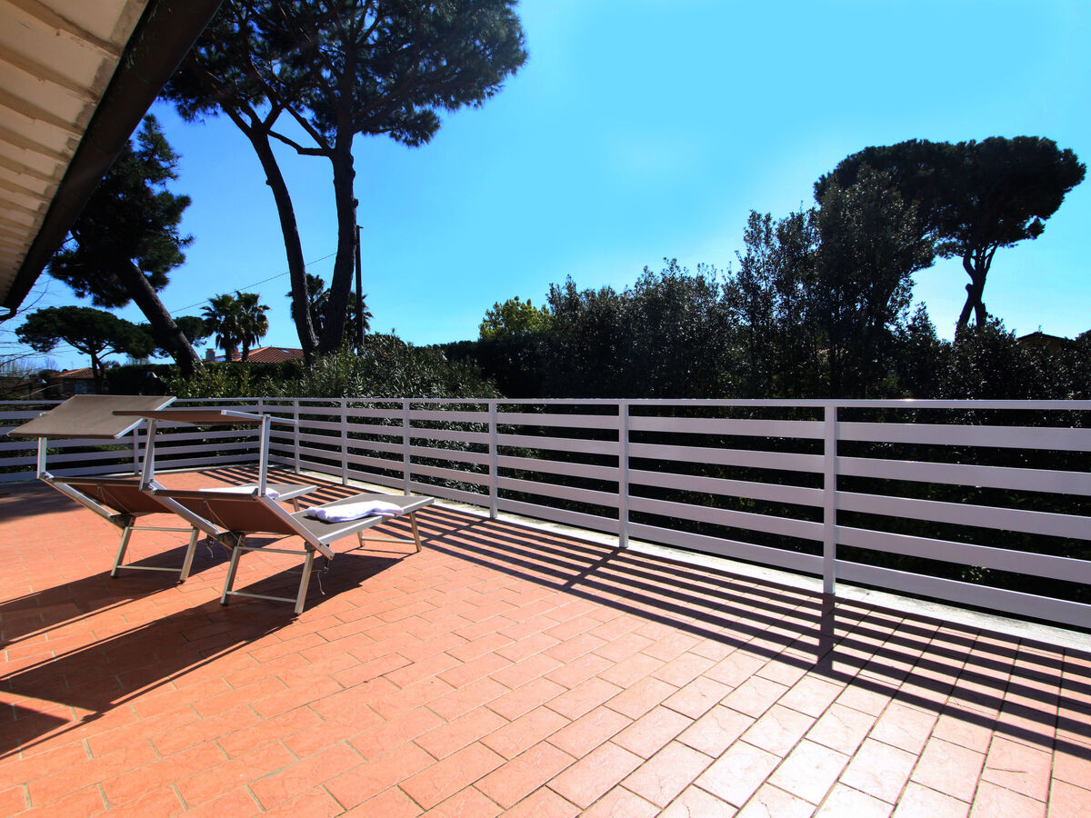Villa Silvia à Forte dei Marmi, 5 chambres, 570 m de la mer - Photo 5