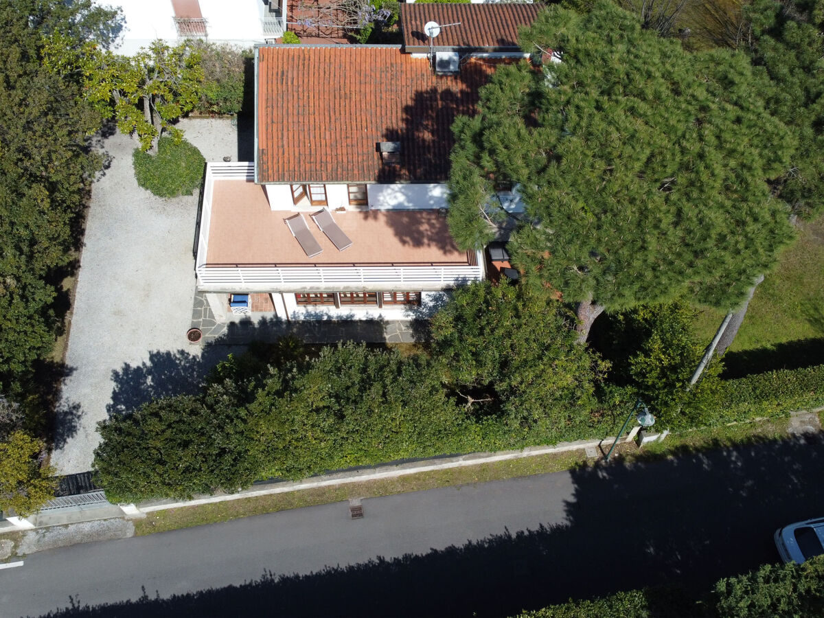Villa Silvia à Forte dei Marmi, 5 chambres, 570 m de la mer - Photo 25