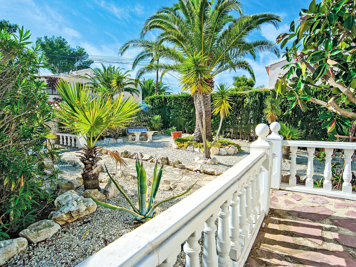 Maison Vina à Javea – piscine, jardin 1 000 m² et terrasse toit - Photo 17