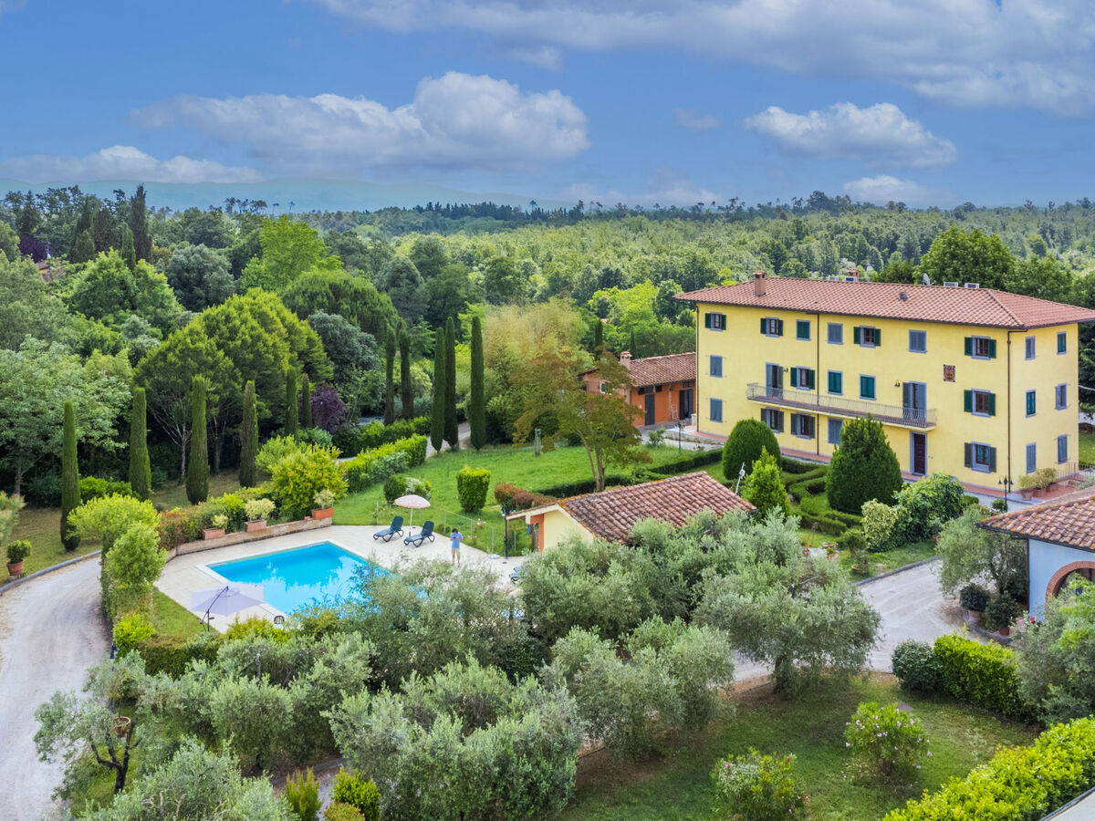 Villa Elena - 10 pers, piscine & équitation à Fucecchio - Photo 2