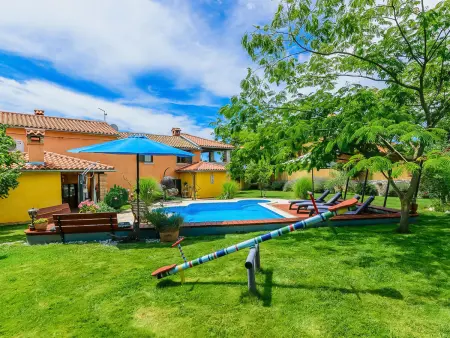 Maison Loreta avec piscine privée à Vodnjan : photo 13