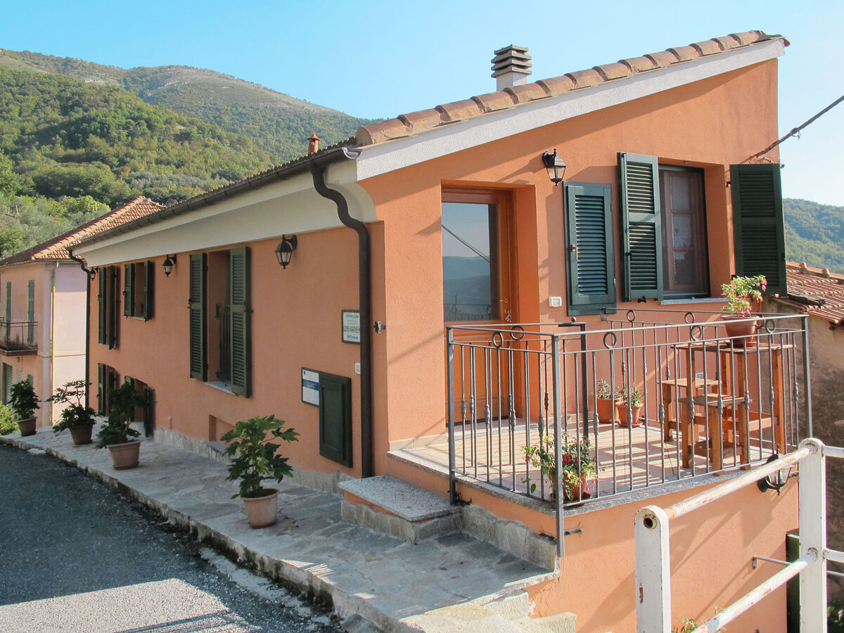 Luca, appartement 2 pièces avec vue montagnes à Vendone - Photo 2
