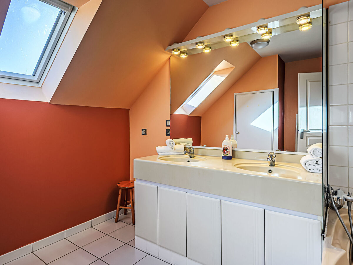 Maison Ar Mimoza – Le Bono, terrasse et jardin clos - Photo 15