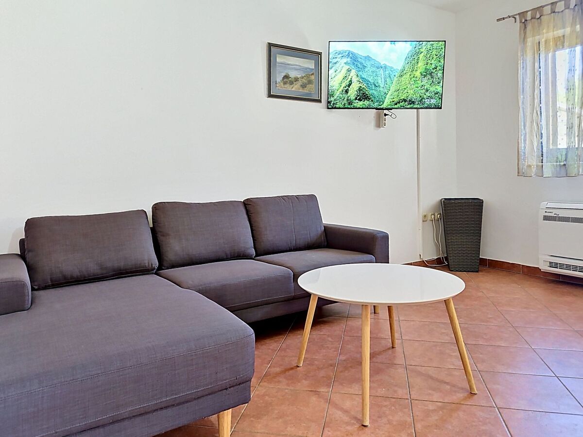 Gorana, maison 12 pers. avec piscine privée à Brač - Photo 4