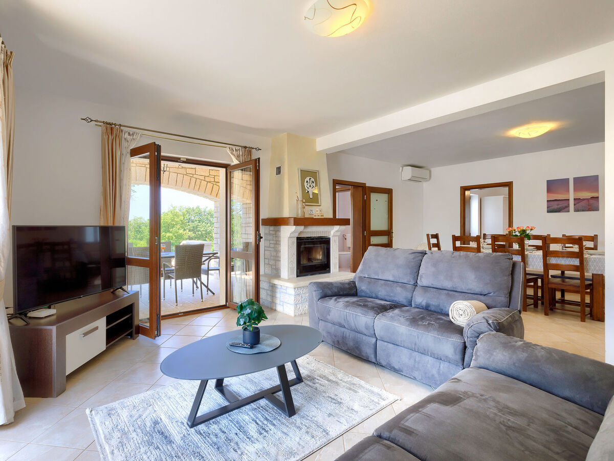 Villa 4 chambres avec piscine chauffée à Sv. Lovreč - Photo 6
