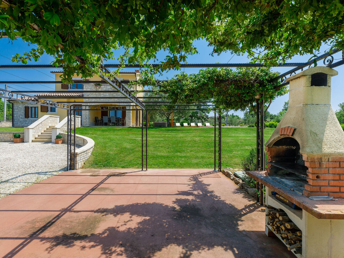 Villa 4 chambres avec piscine chauffée à Sv. Lovreč - Photo 12