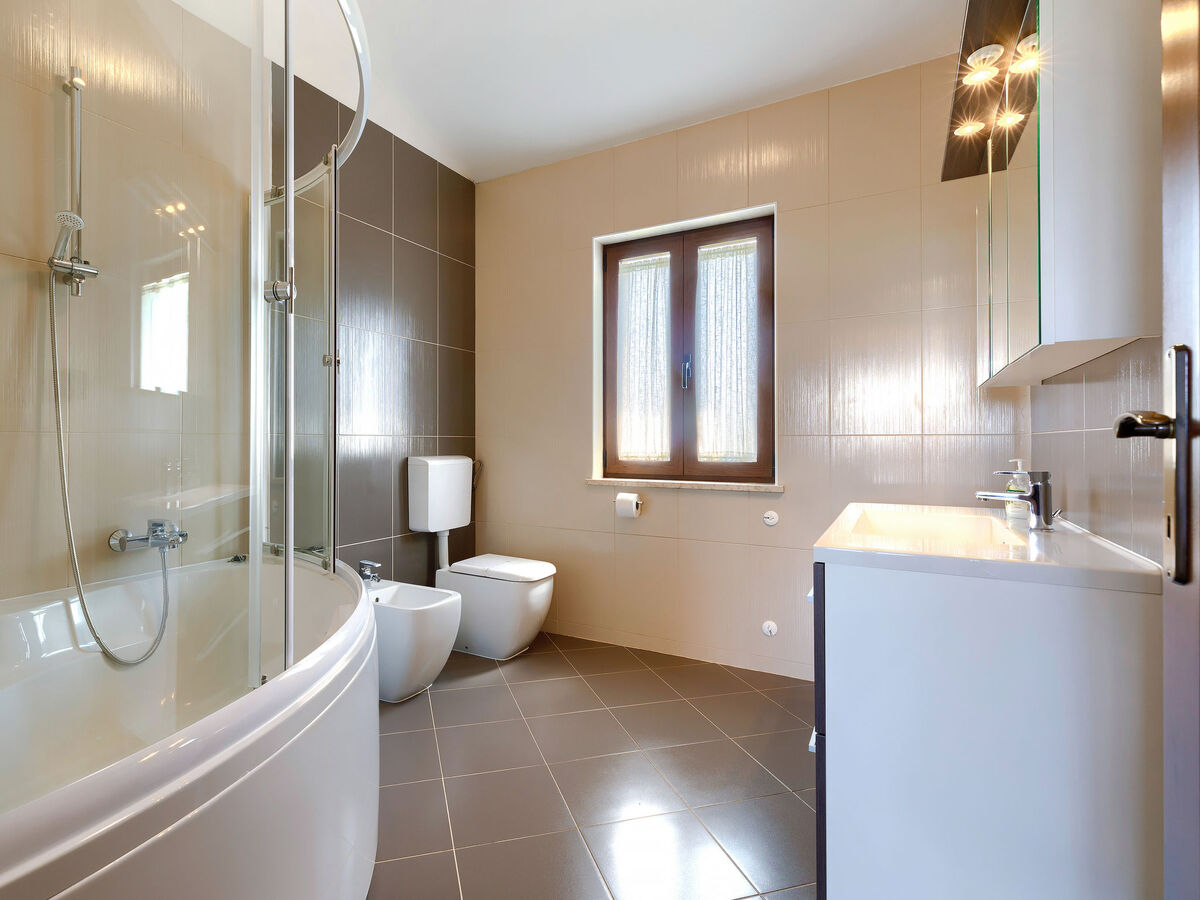 Villa 4 chambres avec piscine chauffée à Sv. Lovreč - Photo 34