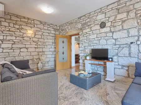 Maison Blog 2 avec piscine privée à Sv. Lovreč : photo 12