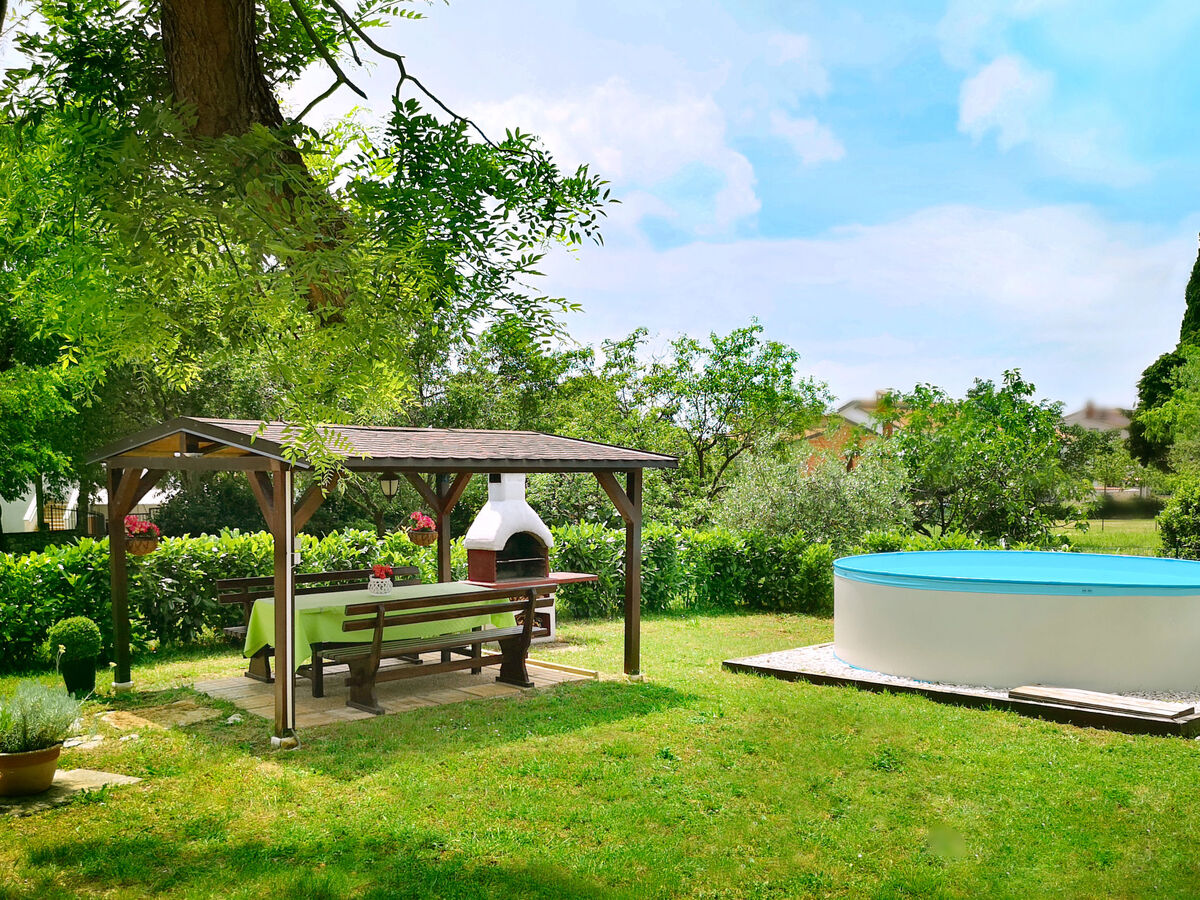 Maison Sara avec piscine privée à Poreč - Photo 1