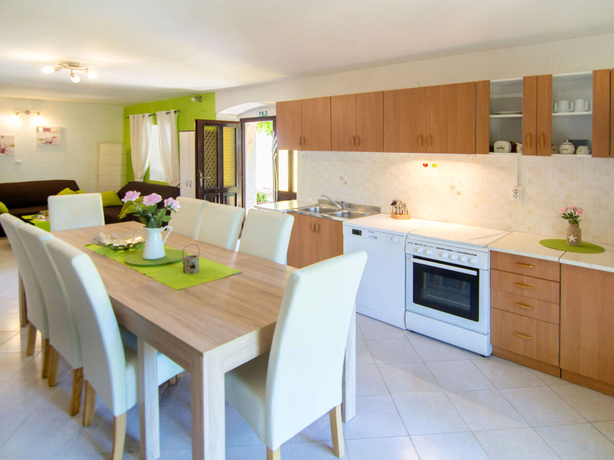 Maison Sara avec piscine privée à Poreč - Photo 8